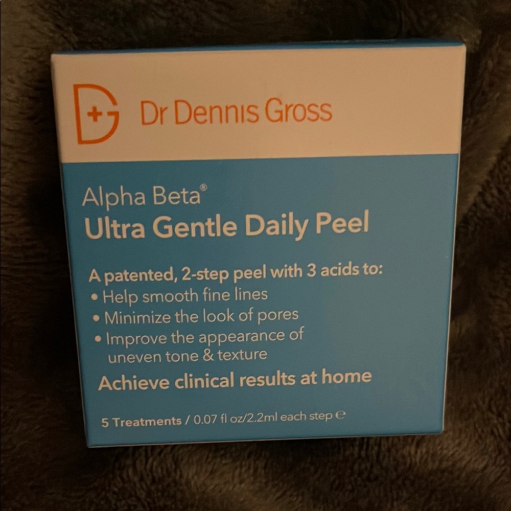 Dr. Dennis Gross Blue Skincare Peel